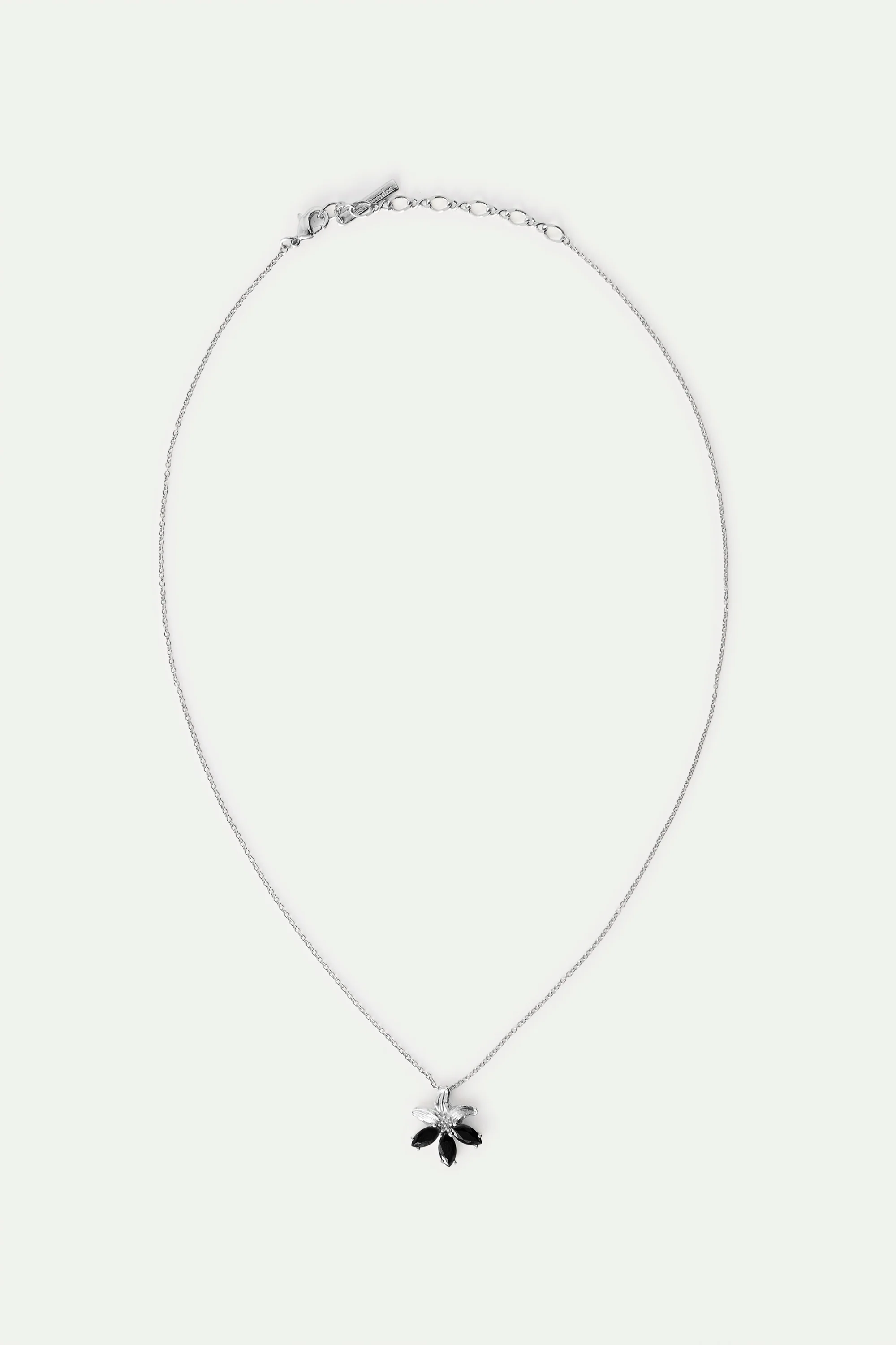 Collier pendentif argenté fleur de lys et pierres noires - Image 4